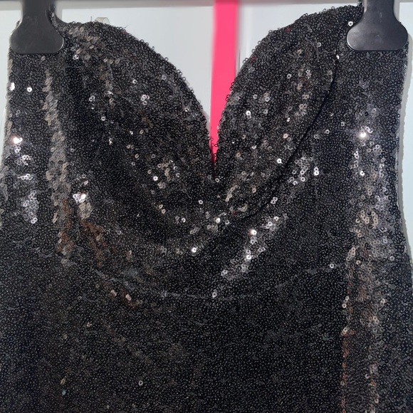 Charlotte Russe Black Sequin Strapless Dress size Medium - Picture 4 of 4